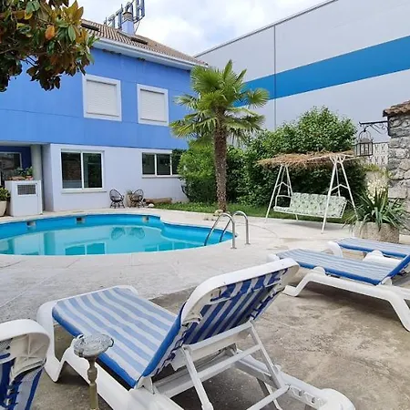 Casitas Del Jardin